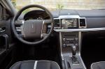 Lincoln MKZ 2010 года